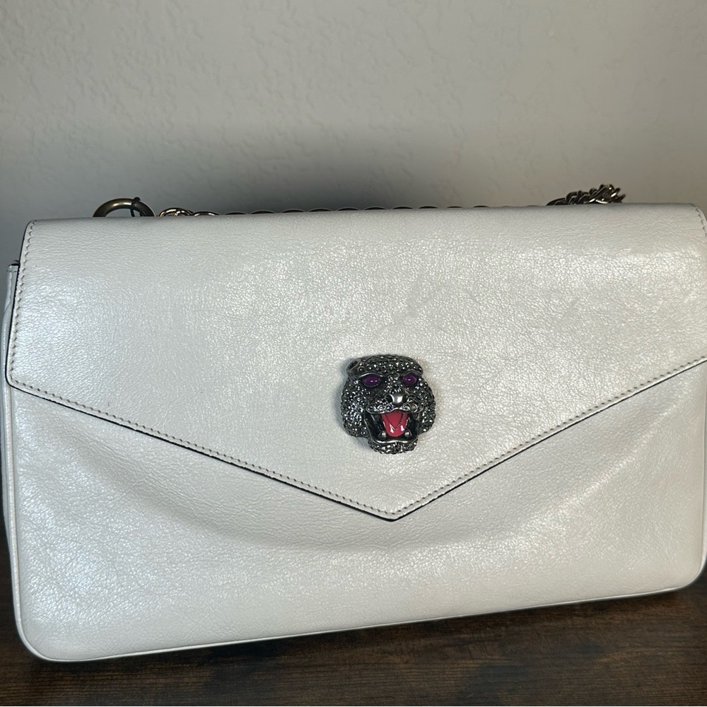 Authentic Gucci Thiara Double Sided Black and Gold GG Shoulder Bag - Picture 3 of 13